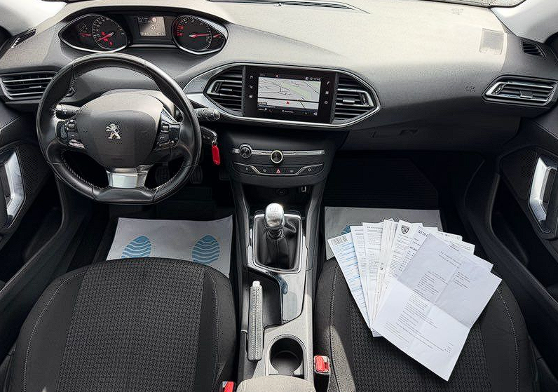Peugeot 308 BlueHDI 130ch GPS/RADAR AV AR/[URL masquée pour votre sécurité] — photo 4