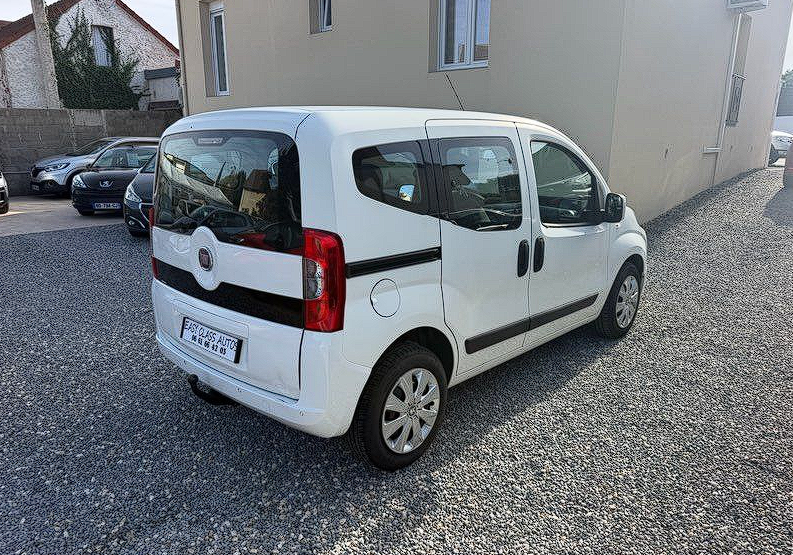 Fiat FIORINO QUBO 1.3 MJTD 75ch RADAR AR/ATTELAGE/CLIM/VE/FC — photo 1