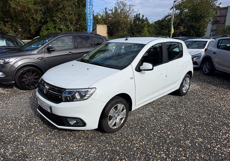 Dacia SANDERO 1.0 SCE 75ch 1ERE MAIN CLIM/FC/VE/BLUETOOTH/REG/LIM — photo 1