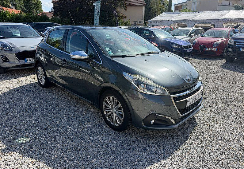 Peugeot 208 1.6 BlueHDI 100ch GPS/RADAR AR/CLIM AUTO/REG/LIM — photo 3