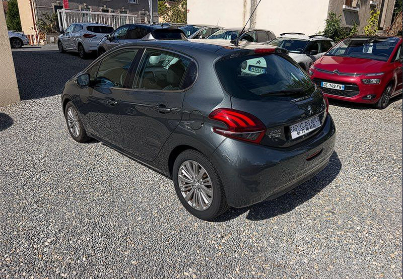 Peugeot 208 1.6 BlueHDI 100ch GPS/RADAR AR/CLIM AUTO/REG/LIM — photo 4