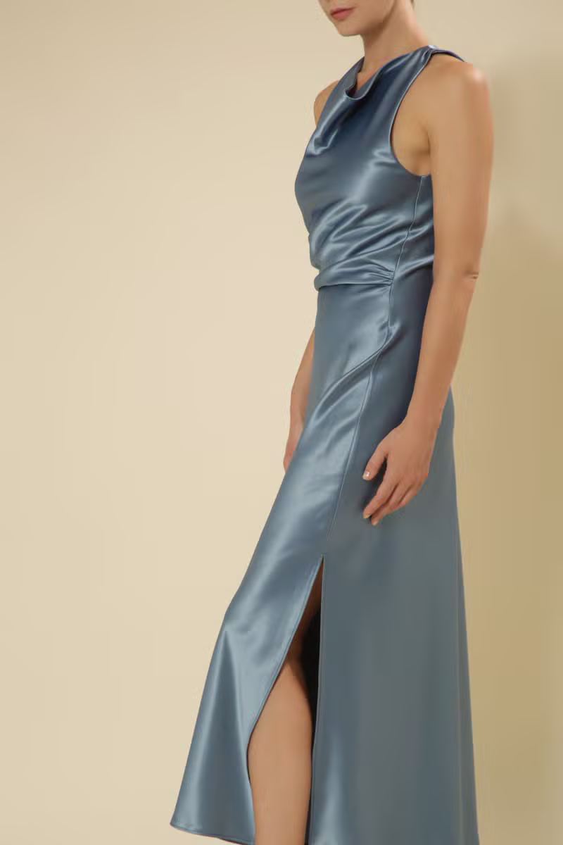 Flowing silk ball gown in soft ivory