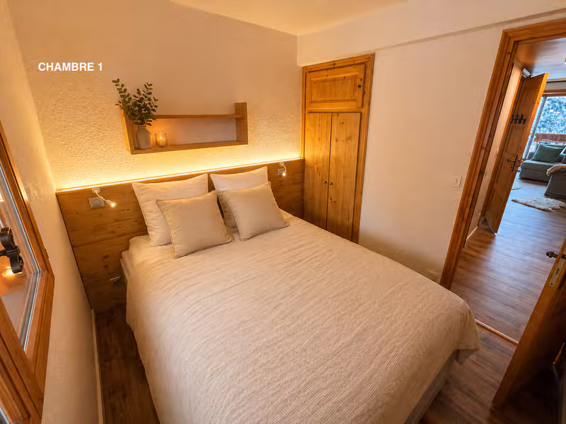 Chambre parentale avec lit double