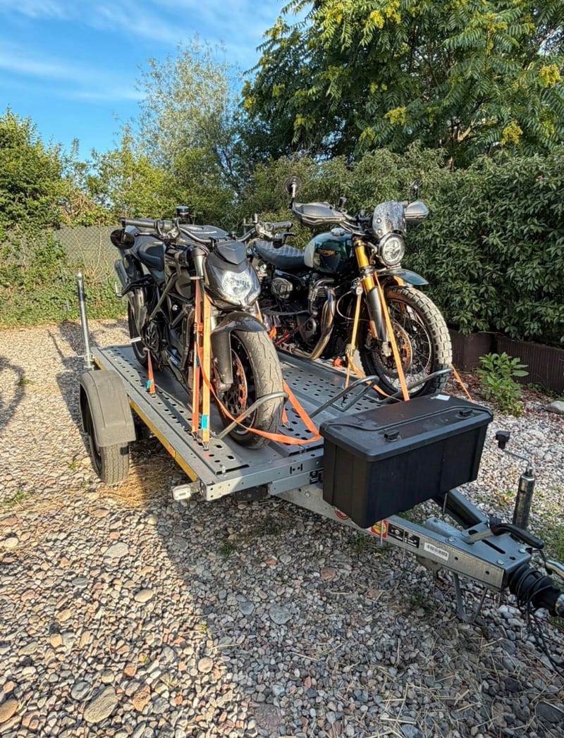 PKW Motorradanhänger
1300 kg zur Miete in Wurzen bei Leipzig
