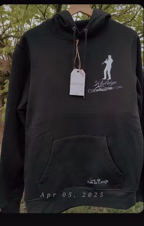 Sweatshirt personalizada com ilustração e nome
