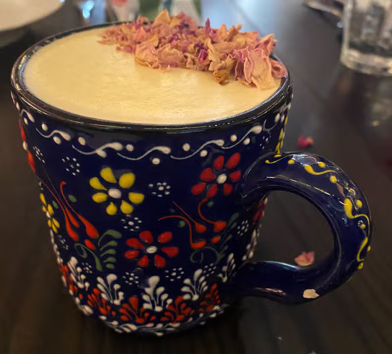 Persisk Saffranslatte