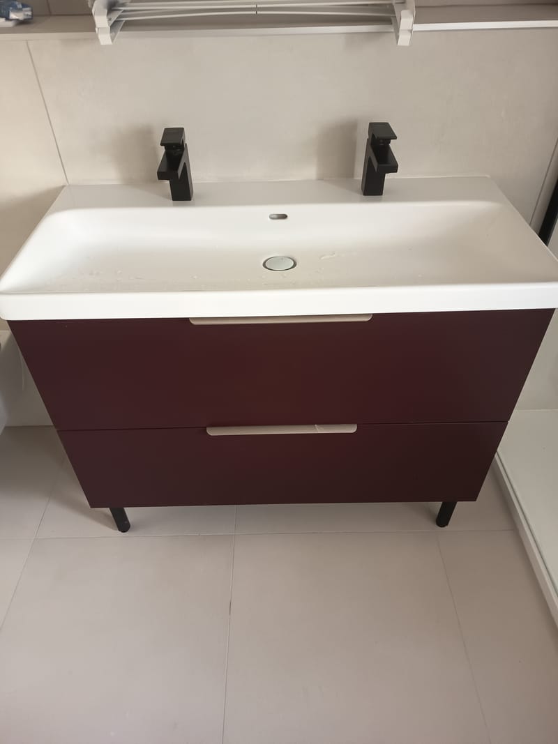 installation d'un meuble vasque