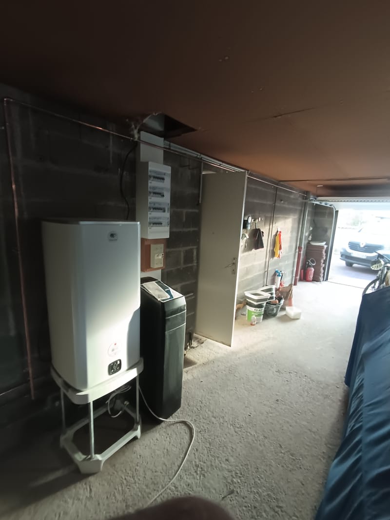 installation d'un chauffe eau extra plat + adoucisseur 