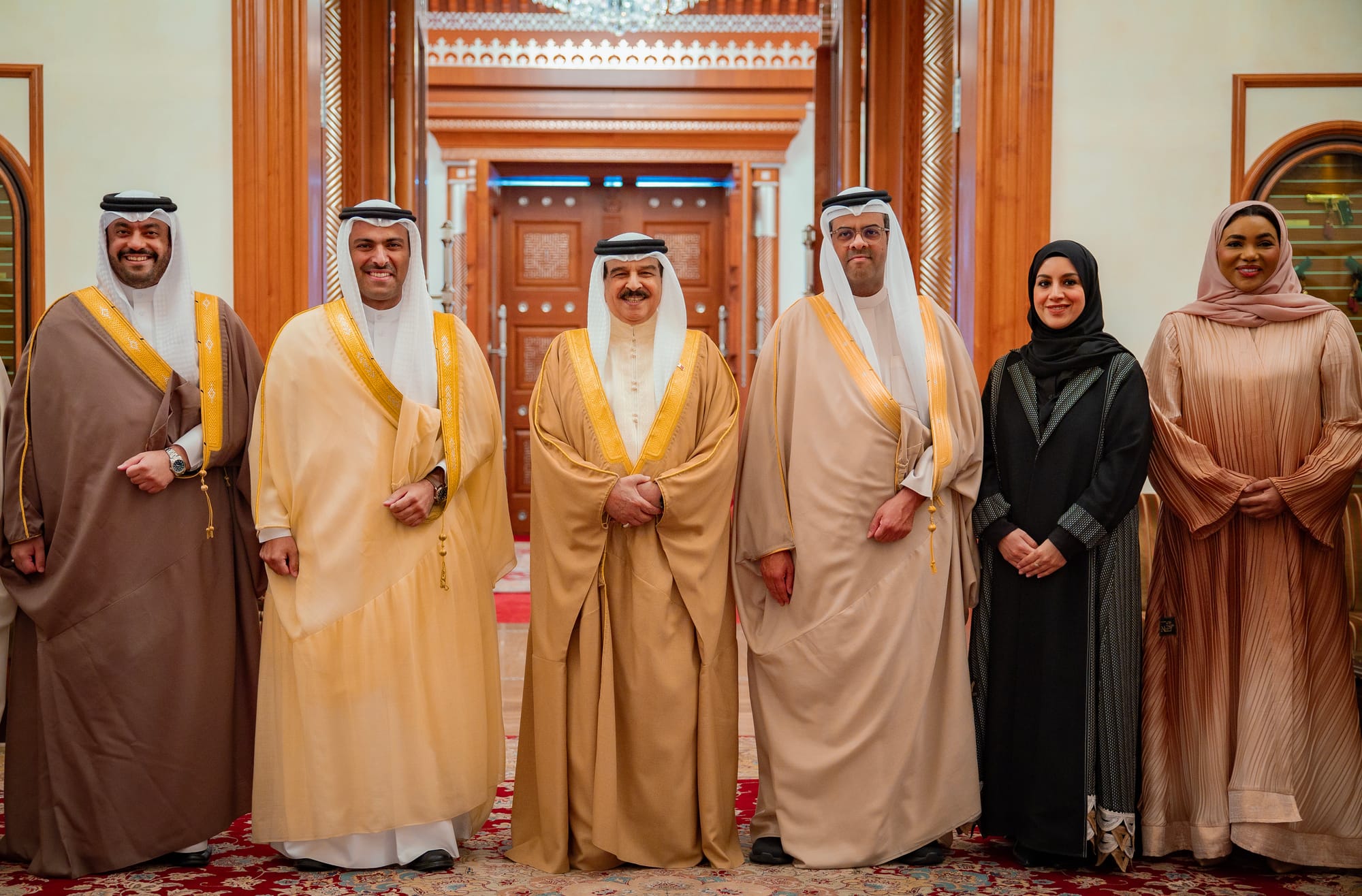 جلالة الملك المعظم يستقبل وزير الإعلام لتقديم عرض حول اختتام فعاليات المنامة عاصمة الإعلام العربي 2024 ومشروع توثيق الفنون الشعبية