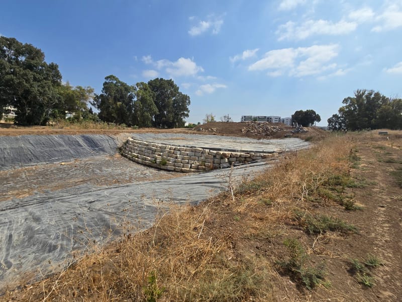 פארק נחל עקרון - מזכרת בתיה