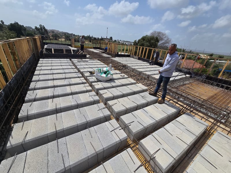 קונסטרוקציה למבנה מגורים בכפר פינס
