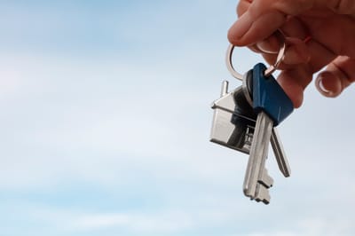 Sobre nosotros image