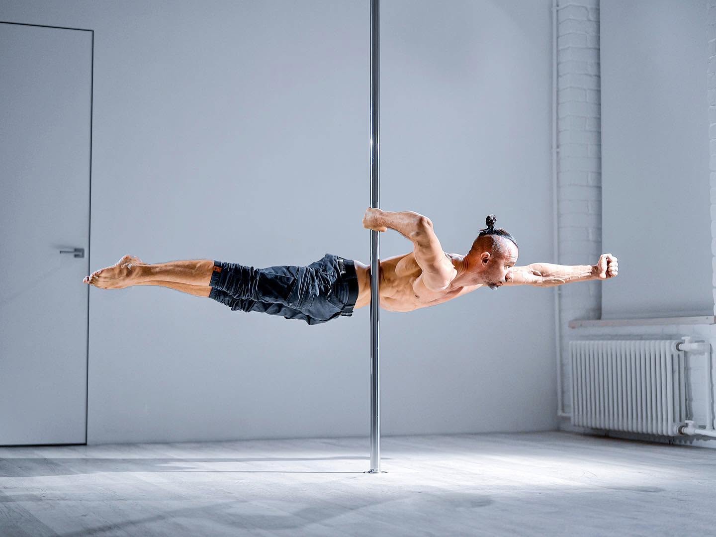 L’homme qui a révolutionné la pole dance : Zoom sur Evgeny Greshilov