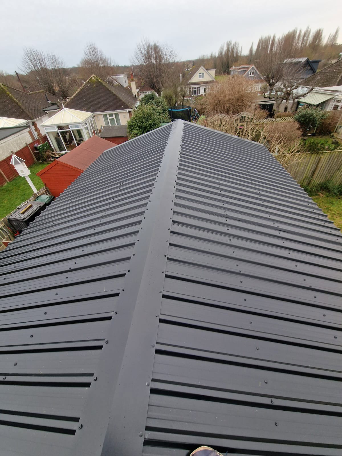 metal roof installation