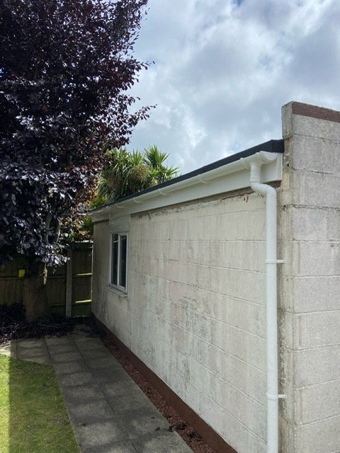 new fascia, guttering and downpipe