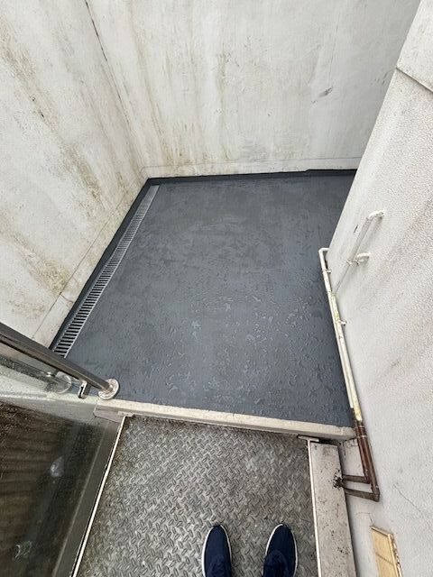 new walkway into main entrace of multi storey house