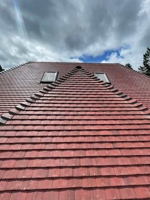 2 times Optilight roof windows