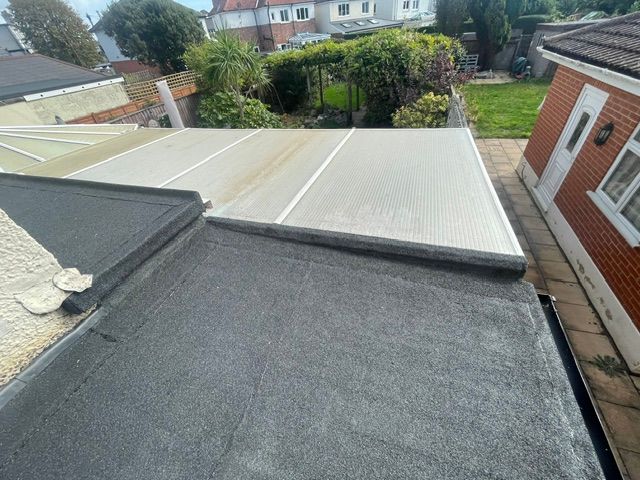intricate flat roof detail work