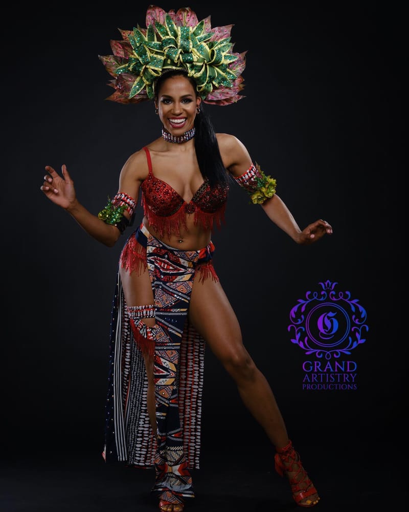 Viva La Moda: A Celebration of Latin Style