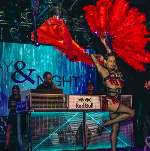 Burlesque - The Art of Tease