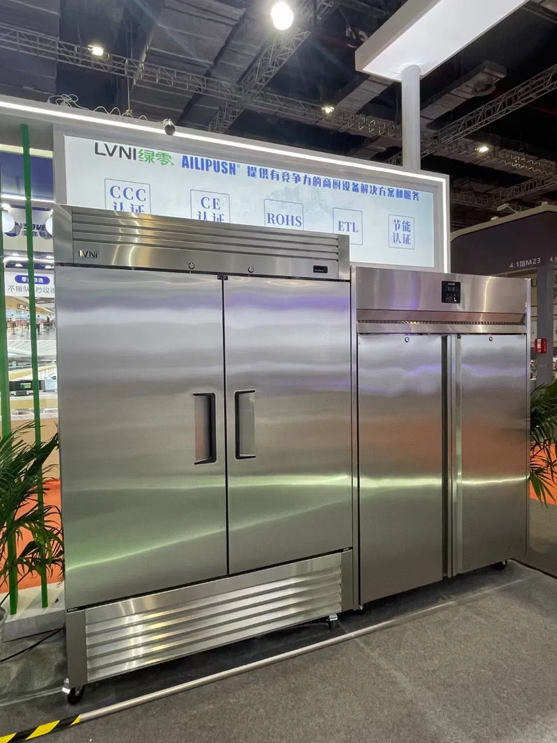 How to Choose a Commercial Refrigerator for the Catering Industry？