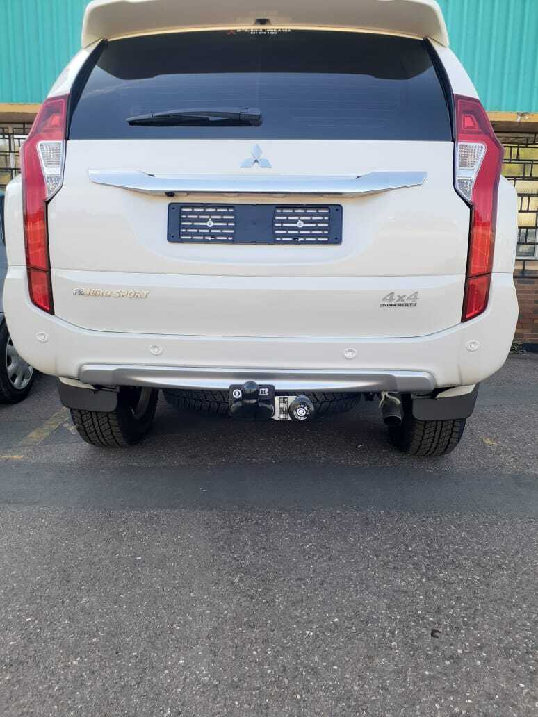 Pajero sport towbar discount