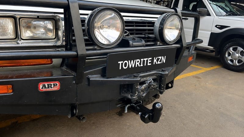 FRONT TOW BAR