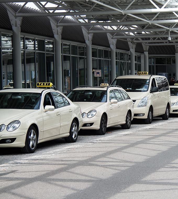 Taxi Eindhoven Schiphol