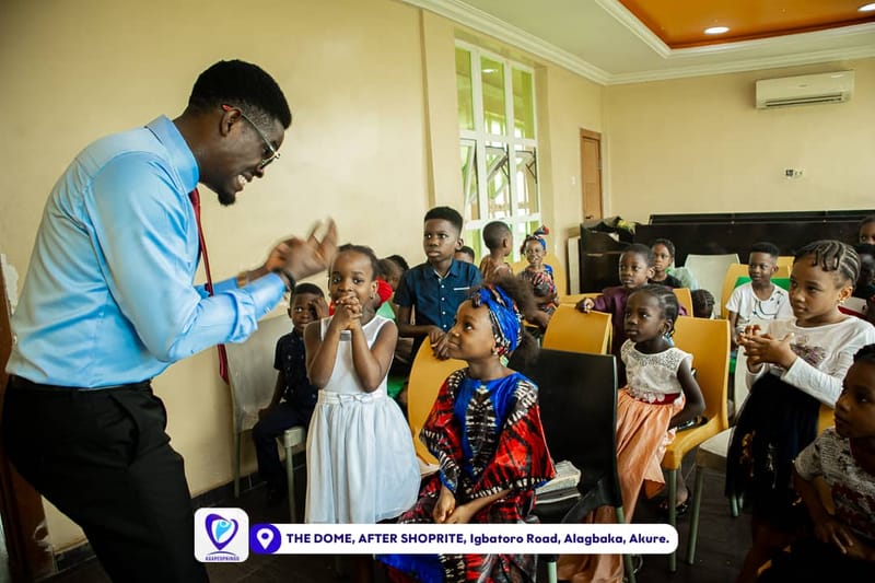 The Advantages of Introducing Your Children to the Gospel Early in Life with Tonyclown Ministries