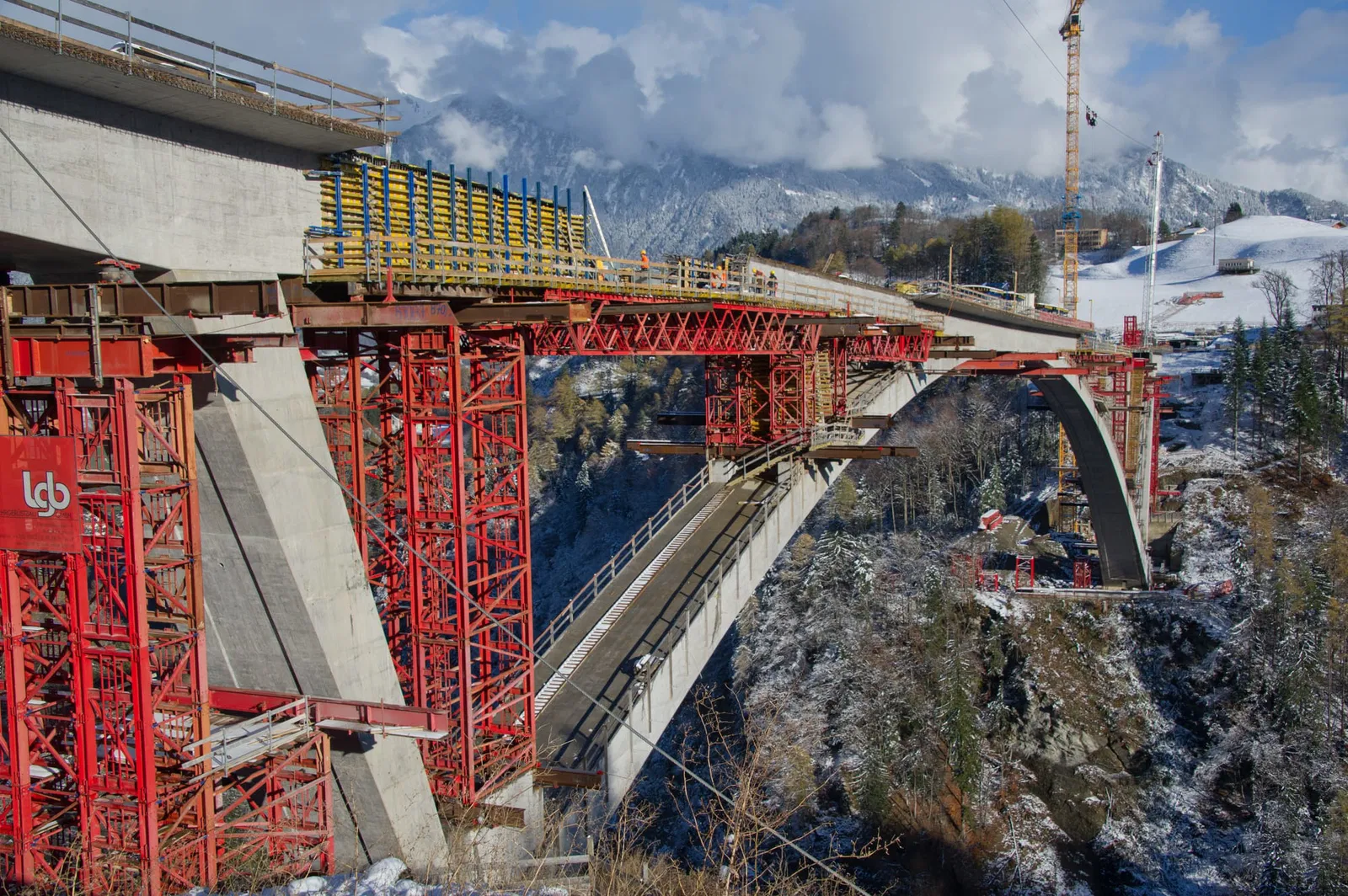 Foto: Tiefbauamt Kanton St. Gallen - Taminabrücke, Pfäfers