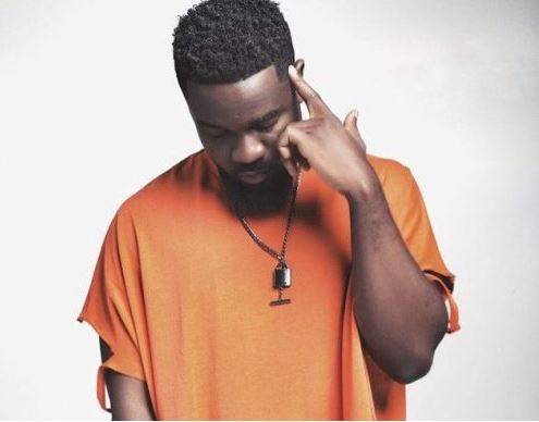 RENOWED PROFESSIONAL MUSICIAN SARKODIE  ICY FREE STYLE