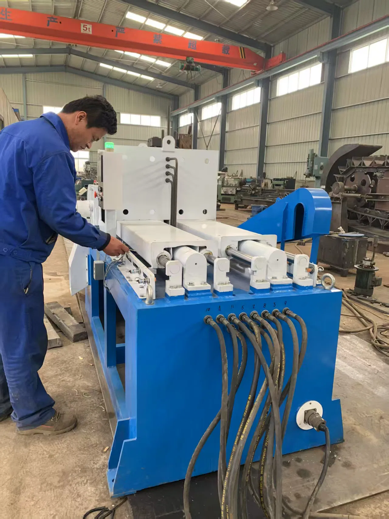 LX-700 ALUMINUM CHIP MACHINE