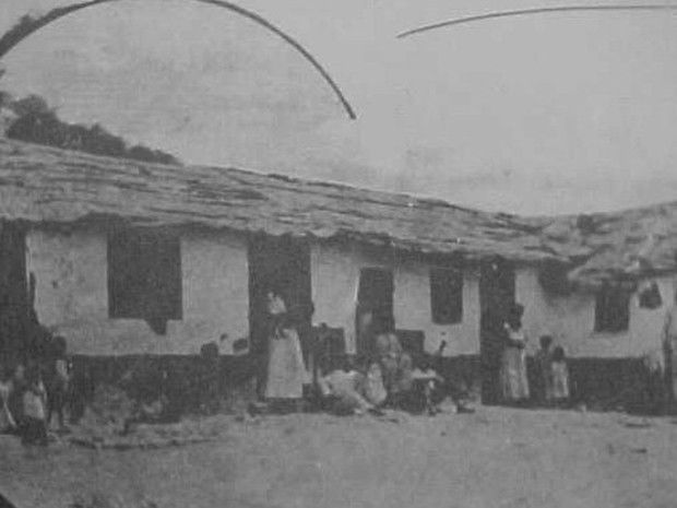 אחד הבתים הראשונים ב Morro da Providencia 1905  (Foto: Renascença)