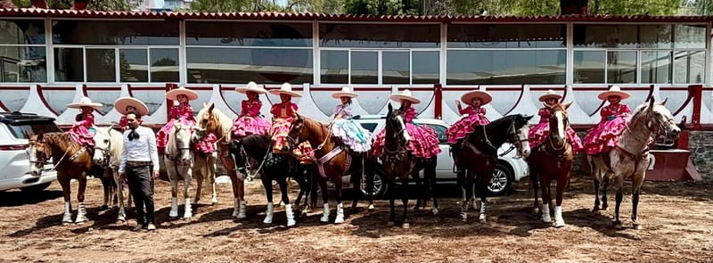 Olivia Castruita Calderon, inica su camino en las Escaramuzas