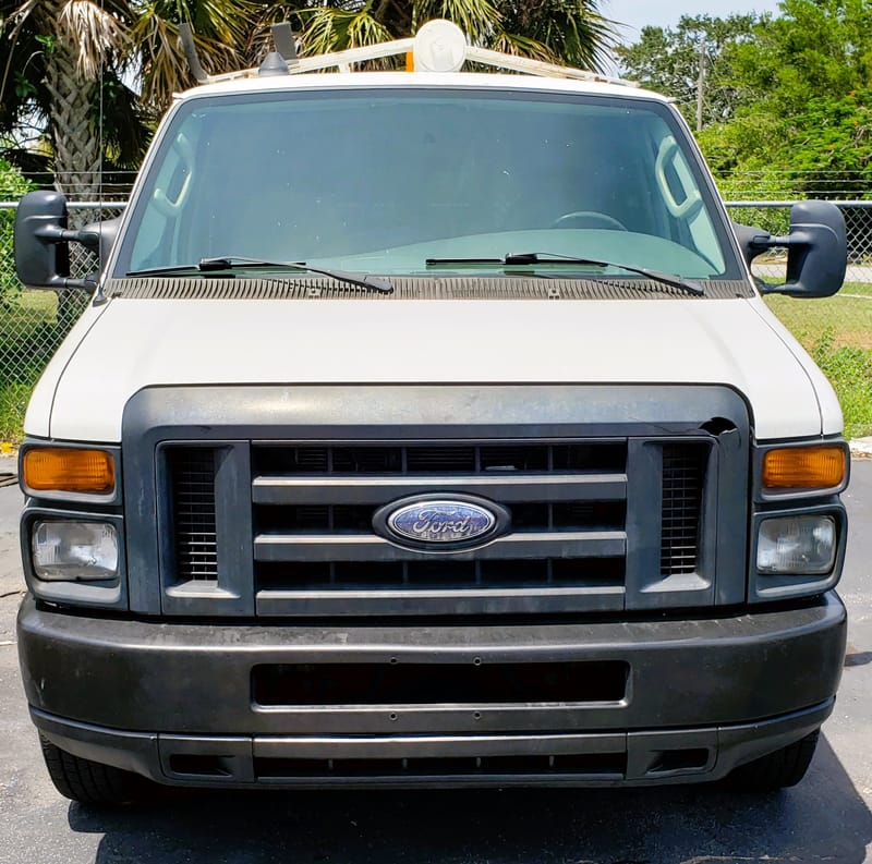 2008 FORD E-350