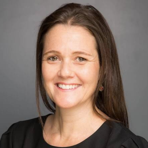 מנהלים בלי לתרגם: איך גשרים תרבותיים בונים הצלחה גלובלית בעידן ההיברידי