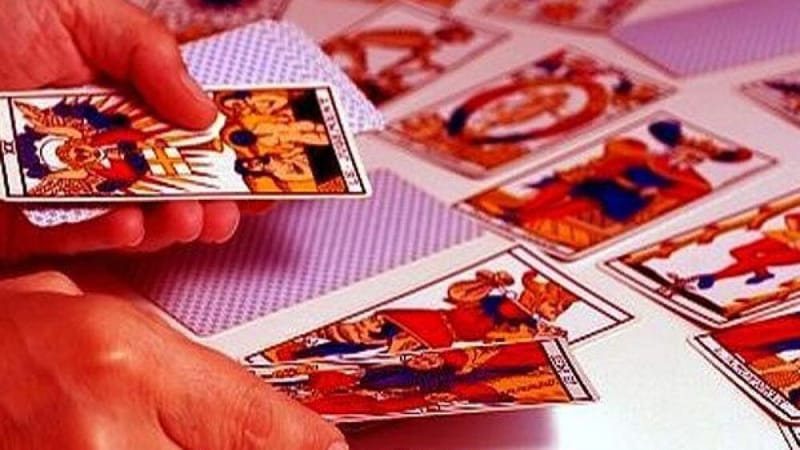 Tarot por WhatsApp