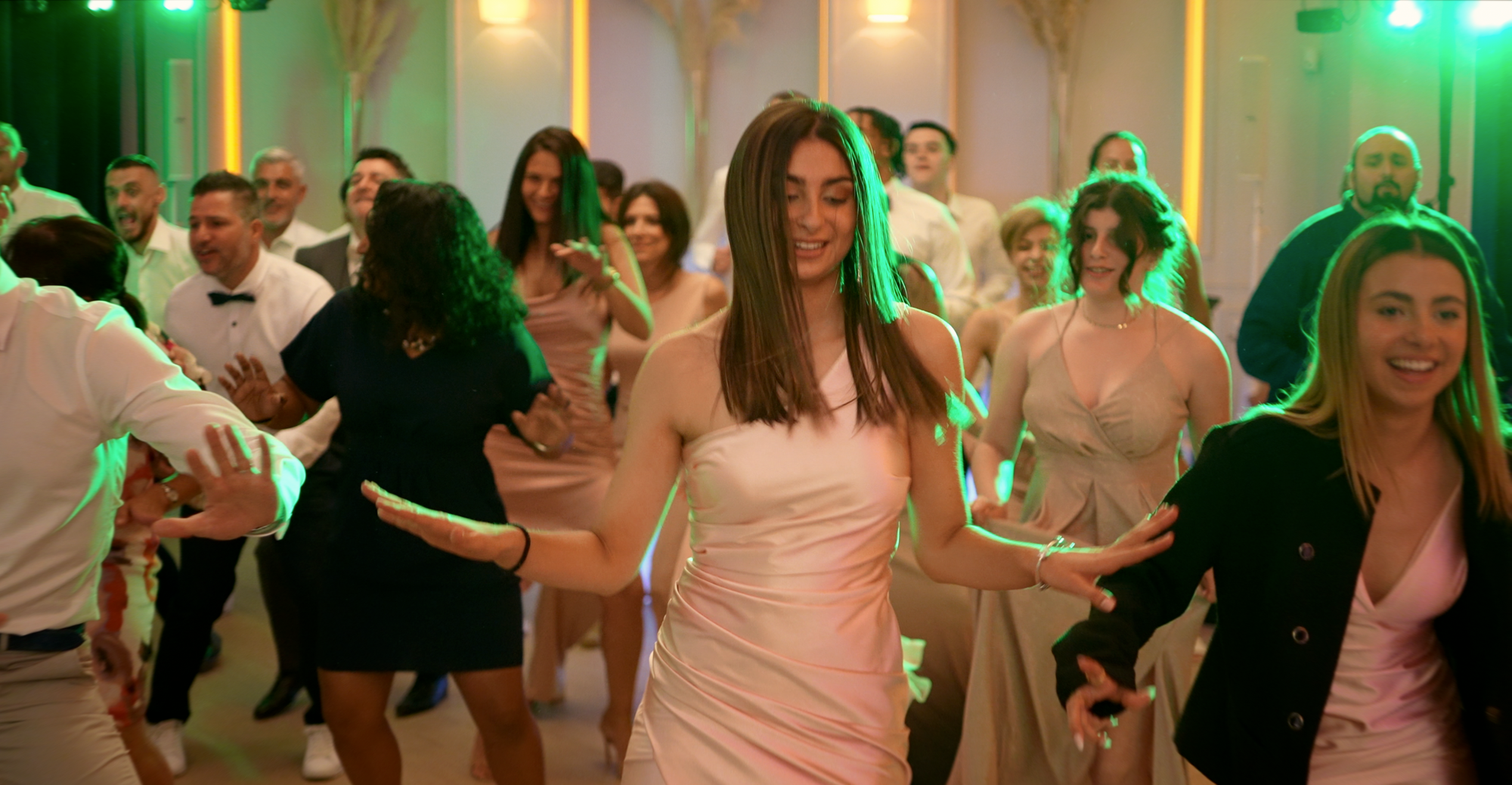 Mariages d'Exception dans des Cadres Somptueux – PRORÉAL