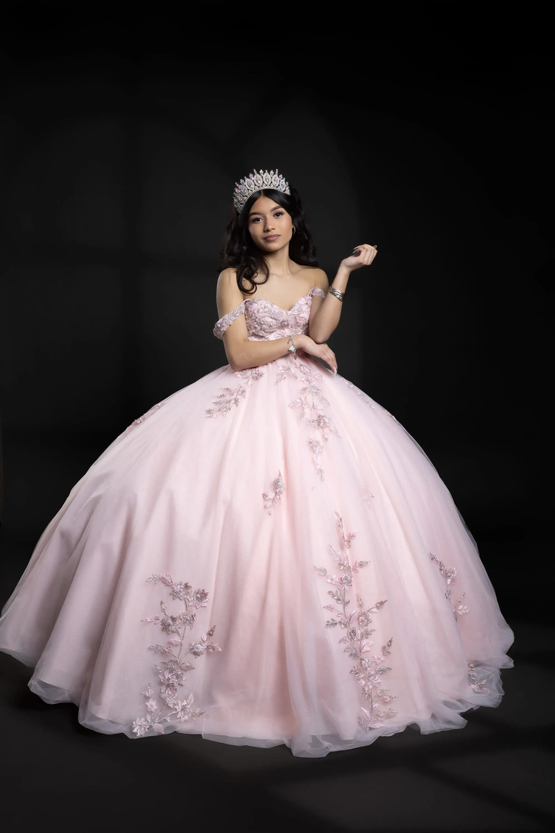 Quinceañeras