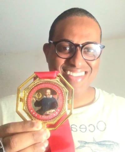 Sobre o Professor Rafael Nascimento  image