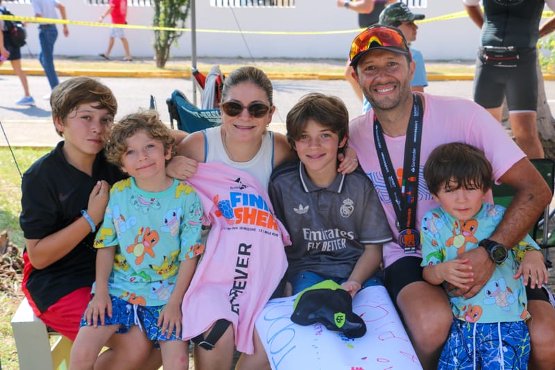 Cómo entrenar para una carrera cuando tienes cero tiempo libre. (Sí, es posible. Pero no va a ser cómodo.)