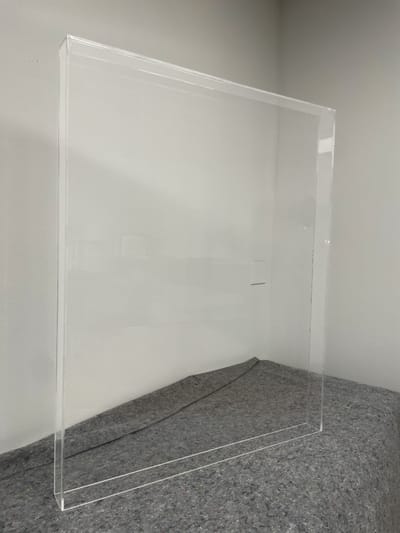 Versatile Acrylic Display Cases: Customized Solutions for Product Showcasing