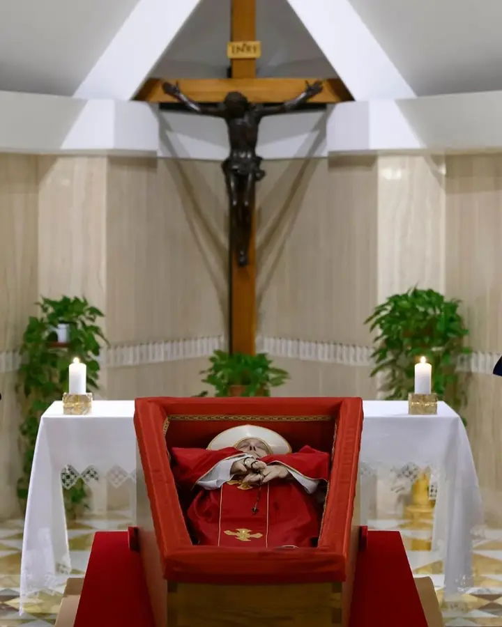 Pope Francis Dies at 88; Funeral Set for Saturday in St Peter’s Square