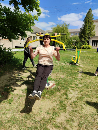 Майстер-клас «Спортивна розминка для працівників коледжу»