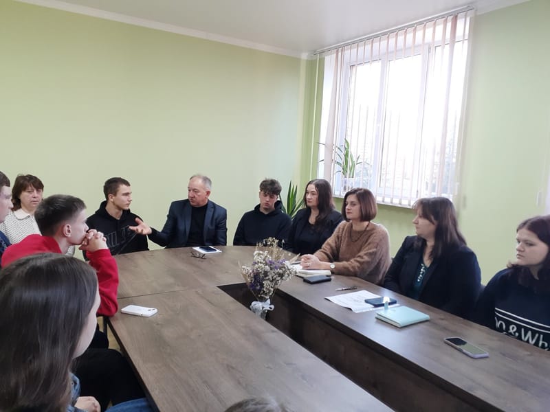 Конструктивний діалог адміністрації та студентської ради коледжу