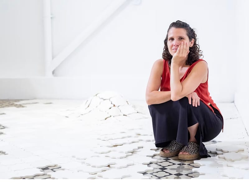 Crossed-looping in the Paracas and Nazca Cultures and Its Use in Contemporary Art