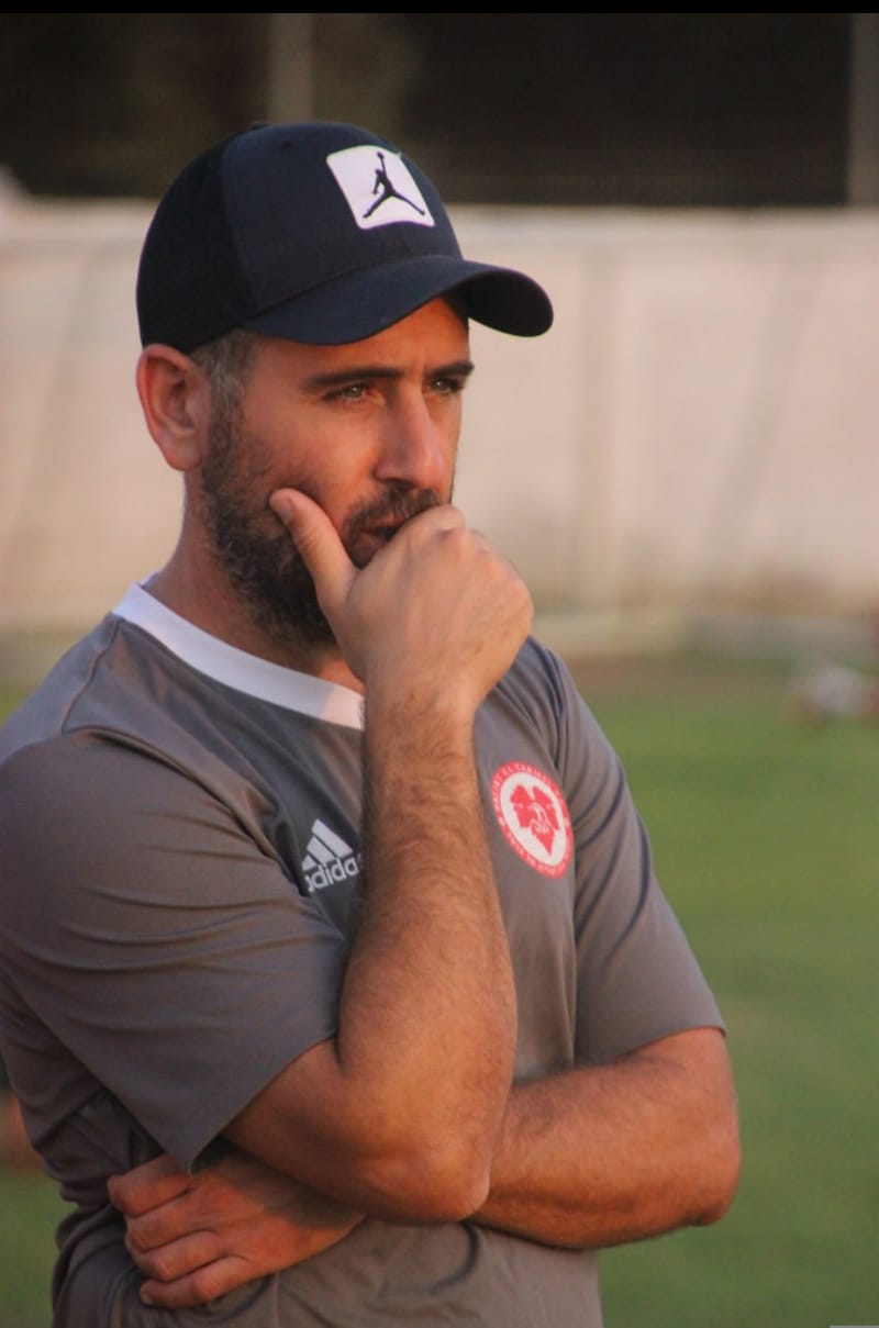 المدرب شبل لالا يترك فريق هبوعيل دالية الكرمل ، والمدرب فايد حسون يحل مكانه.