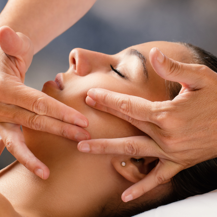Facial Massage vs Signature Treatment