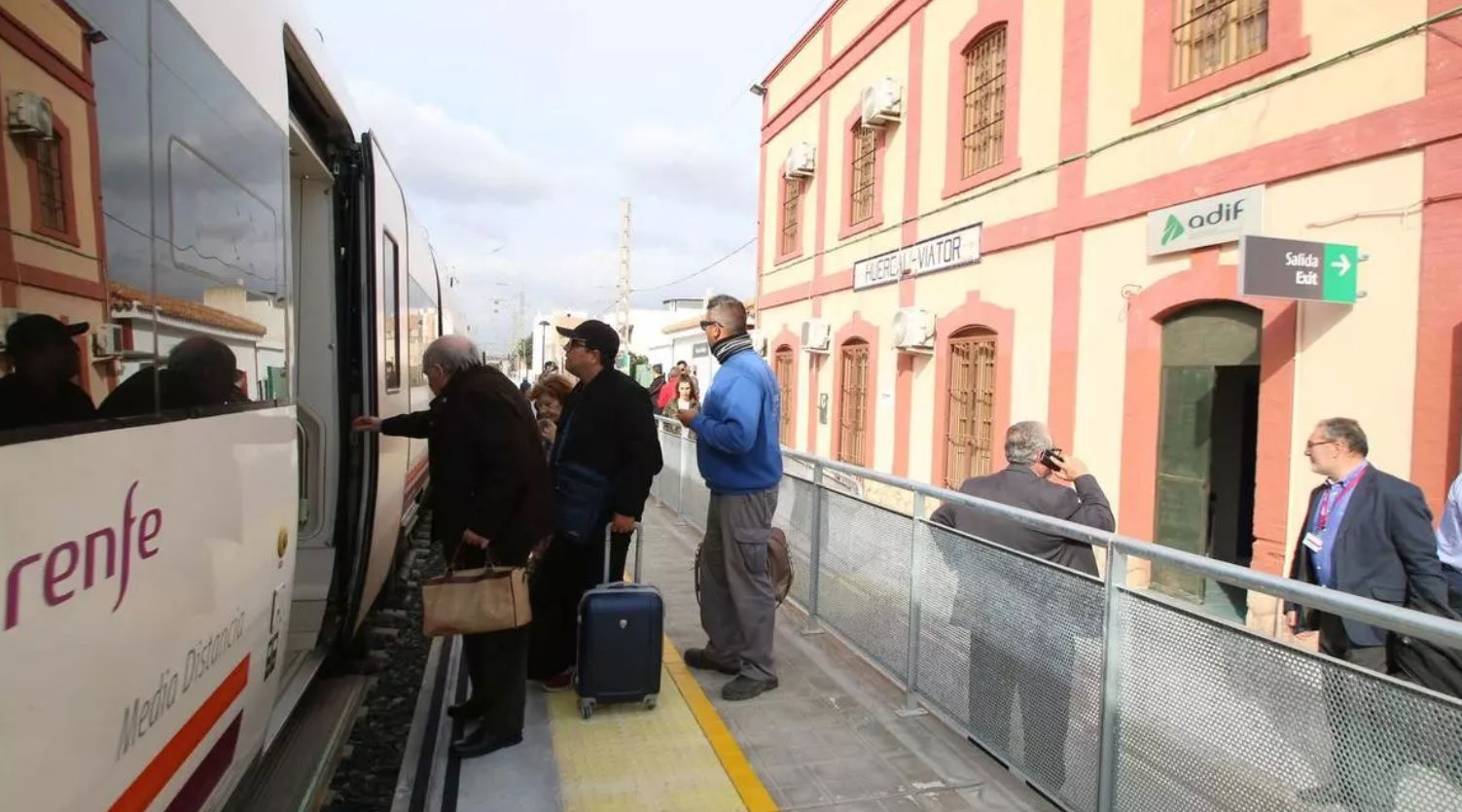 Almería recupera el tren matinal a Madrid a través del cambiador de Granada desde el día 15