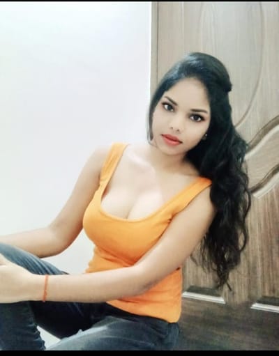 Take a wise step towards sexual satiation with the Chandigarh call girls